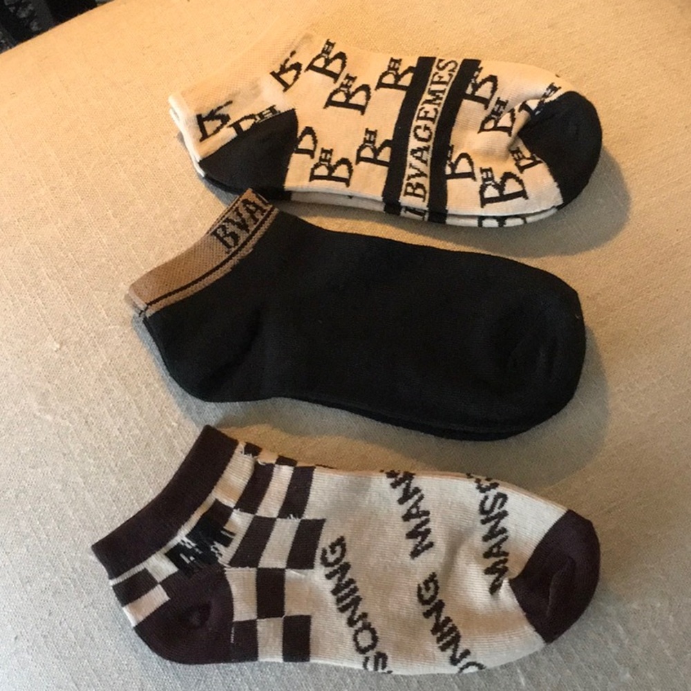 Three Pair Designer-look Socks 104